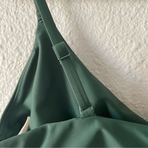 Aerie Twist Longline Scoop Bikini Top Women’s M Green Keyhole Swimwear - Picture 7 of 11